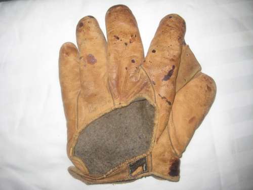 Early 1900's Spalding Crescent Glove Back